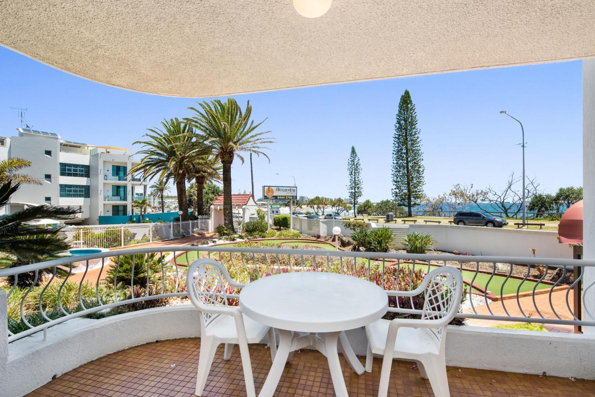 Alexandria Apartments Alexandra Headland Dış mekan fotoğraf